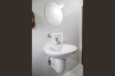 Casa à venda com 240m², 3 quartos e 5 vagasLavabo