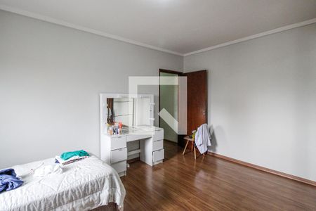 Casa à venda com 240m², 3 quartos e 5 vagasQuarto 2
