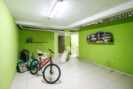 Casa à venda com 240m², 3 quartos e 5 vagasQuarto de serviço