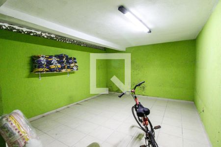 Casa à venda com 240m², 3 quartos e 5 vagasQuarto de serviço