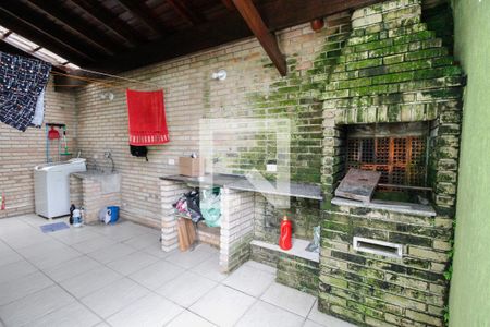 Casa à venda com 240m², 3 quartos e 5 vagasÁrea de serviço 1