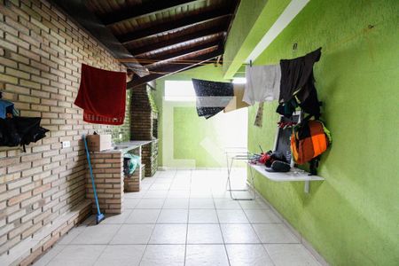 Casa à venda com 240m², 3 quartos e 5 vagasÁrea de serviço 1