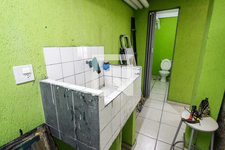 Casa à venda com 240m², 3 quartos e 5 vagasÁrea de serviço 2