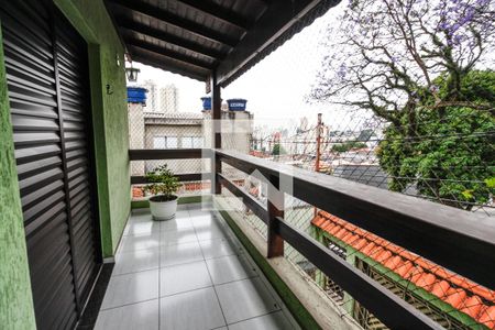 Casa à venda com 240m², 3 quartos e 5 vagasVaranda