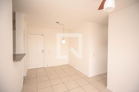 Sala de apartamento para alugar com 2 quartos, 60m² em Lins de Vasconcelos, Rio de Janeiro