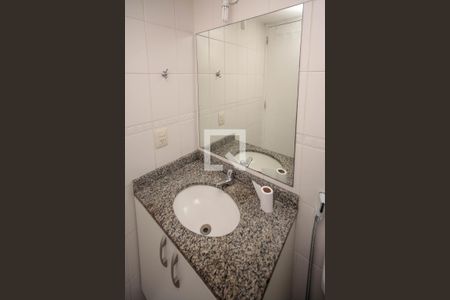 Apartamento à venda com 60m², 2 quartos e 1 vaga Apartamento à venda com 60m², 2 quartos e 1 vagaBanheiro Suíte