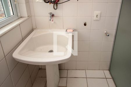 Apartamento à venda com 60m², 2 quartos e 1 vaga Apartamento à venda com 60m², 2 quartos e 1 vagaÁrea de Serviço