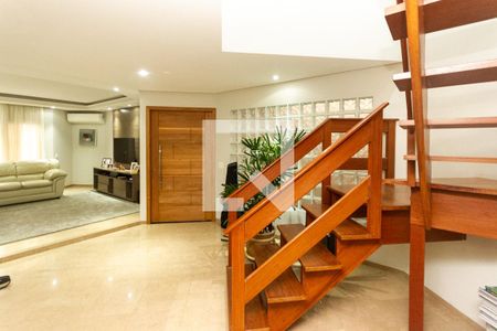Sala de casa à venda com 3 quartos, 251m² em Sítio da Figueira, São Paulo