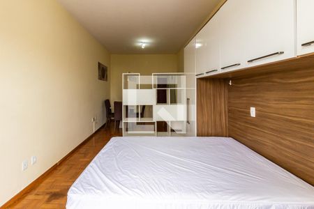 Quarto de kitnet/studio à venda com 1 quarto, 30m² em Santa Ifigênia, São Paulo