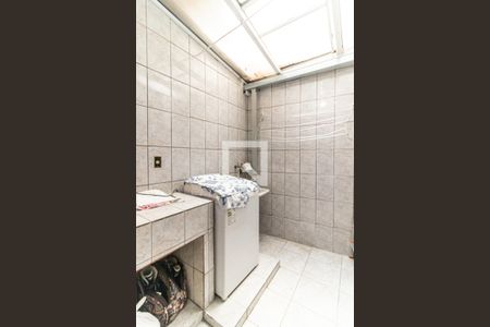 Apartamento à venda com 72m², 2 quartos e sem vaga Apartamento à venda com 72m², 2 quartos e sem vagaÁrea de Serviço