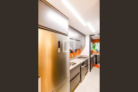 Apartamento à venda com 83m², 2 quartos e 2 vagas Apartamento à venda com 83m², 2 quartos e 2 vagasCozinha