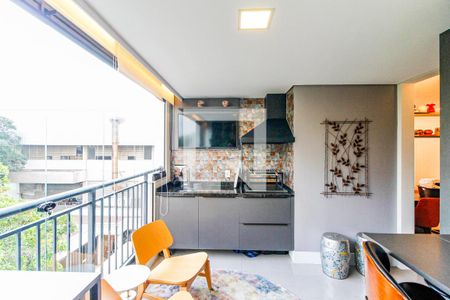 Apartamento à venda com 83m², 2 quartos e 2 vagas Apartamento à venda com 83m², 2 quartos e 2 vagasVaranda