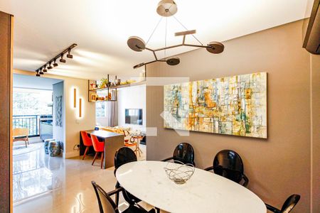 Apartamento à venda com 83m², 2 quartos e 2 vagas Apartamento à venda com 83m², 2 quartos e 2 vagasSala de jantar