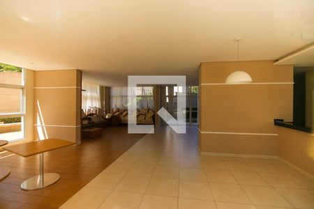 Apartamento para alugar com 47m², 2 quartos e 1 vaga Apartamento para alugar com 47m², 2 quartos e 1 vagaÁrea comum - Salão de festas
