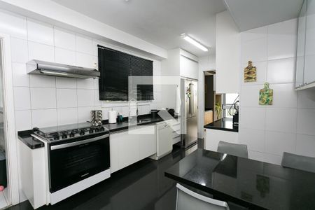 Apartamento à venda com 150m², 3 quartos e 2 vagascozinha