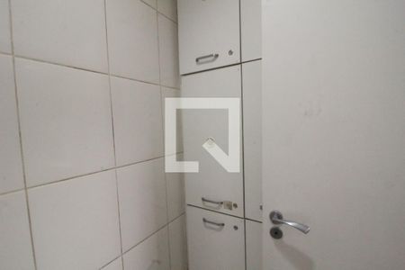 Casa à venda com 586m², 4 quartos e 5 vagasbanheiro escritorio