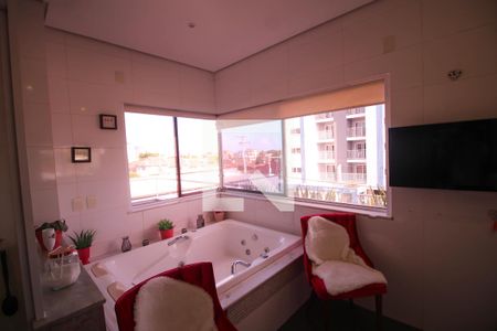 Casa à venda com 586m², 4 quartos e 5 vagasBanheiro da Suíte 1