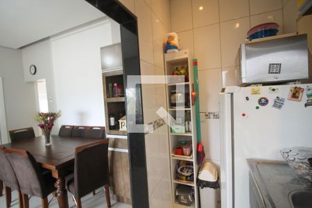 Casa à venda com 586m², 4 quartos e 5 vagasCozinha casa 2