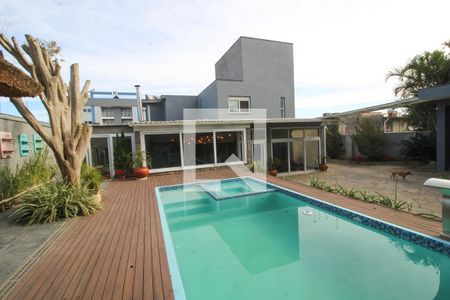 Casa à venda com 586m², 4 quartos e 5 vagasPiscina