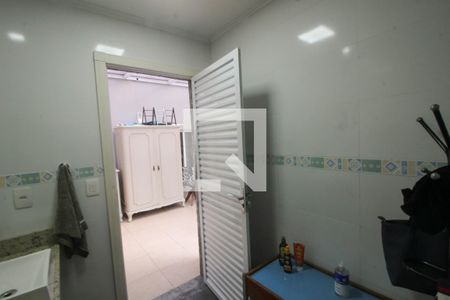 Casa à venda com 586m², 4 quartos e 5 vagasBanheiro 1