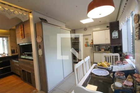 Casa à venda com 586m², 4 quartos e 5 vagasCozinha