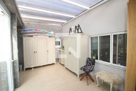 Casa à venda com 586m², 4 quartos e 5 vagasHall