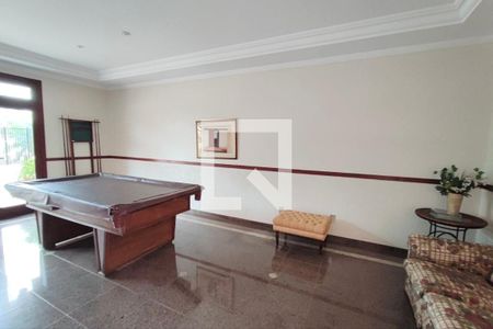 Apartamento à venda com 256m², 4 quartos e 3 vagas Apartamento à venda com 256m², 4 quartos e 3 vagasSalão de jogos