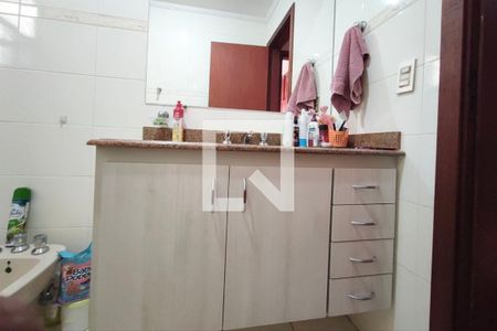 Apartamento à venda com 256m², 4 quartos e 3 vagas Apartamento à venda com 256m², 4 quartos e 3 vagasBanheiro suíte 3