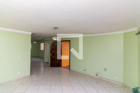 Sala de Estar de casa à venda com 3 quartos, 230m² em Parque Maria Domitila, São Paulo