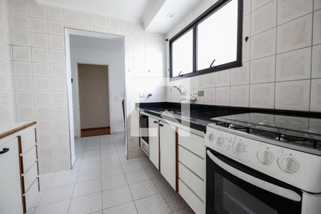Apartamento à venda com 98m², 3 quartos e 2 vagasCozinha