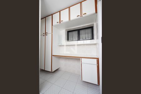 Apartamento à venda com 98m², 3 quartos e 2 vagasÁrea de serviço