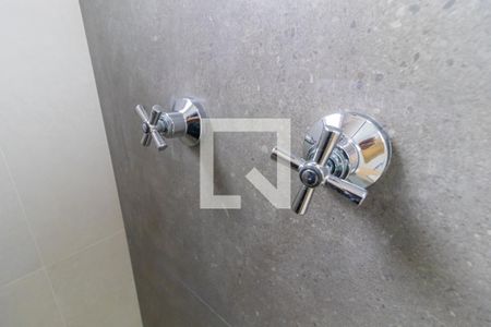 Apartamento à venda com 58m², 2 quartos e 2 vagasBanheiro da Suíte