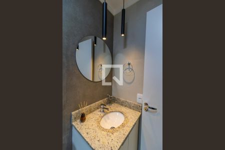 Apartamento à venda com 58m², 2 quartos e 2 vagasBanheiro da Suíte