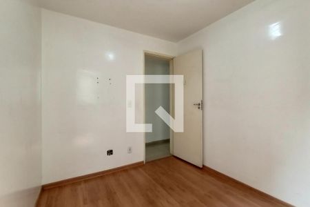 Quarto 2 de apartamento para alugar com 2 quartos, 44m² em Jardim Santa Terezinha (zona Leste), São Paulo