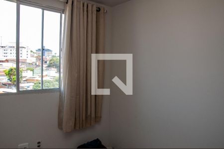Quarto de apartamento à venda com 2 quartos, 49m² em Parque Maracanã, Contagem