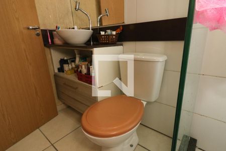 Casa de condomínio à venda com 87m², 3 quartos e 2 vagasBanheiro da Suíte