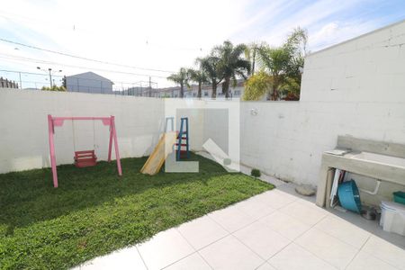 Casa de condomínio à venda com 87m², 3 quartos e 2 vagasQuintal