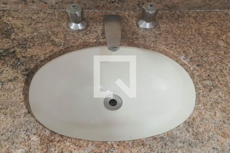 Apartamento para alugar com 115m², 3 quartos e 1 vagaDetalhe do Banheiro da Suite