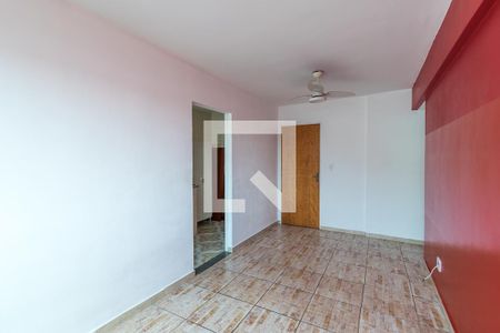 Sala de apartamento para alugar com 2 quartos, 52m² em Olaria, Rio de Janeiro