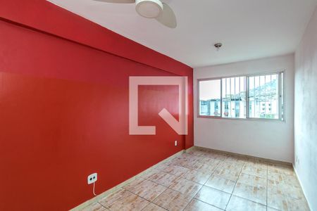 Sala de apartamento para alugar com 2 quartos, 52m² em Olaria, Rio de Janeiro