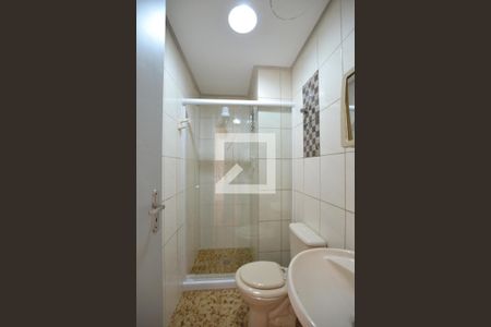 Banheiro de kitnet/studio para alugar com 1 quarto, 31m² em Cidade Baixa, Porto Alegre