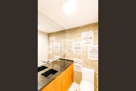 Apartamento para alugar com 74m², 2 quartos e 1 vaga Apartamento para alugar com 74m², 2 quartos e 1 vagaBanheiro