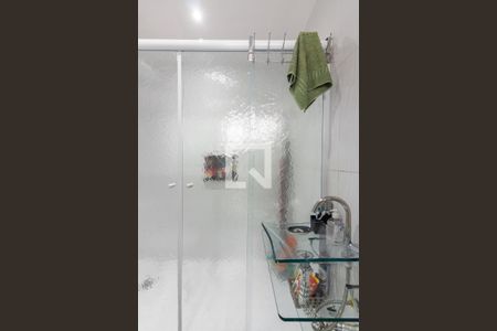 Casa à venda com 175m², 3 quartos e 2 vagas Casa à venda com 175m², 3 quartos e 2 vagasBanheiro