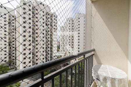 Apartamento para alugar com 46m², 2 quartos e 1 vagaVaranda