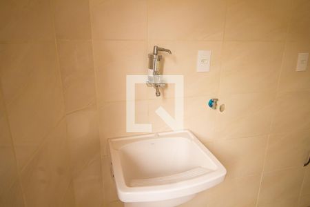 Área de Serviço de casa para alugar com 2 quartos, 50m² em Pilares, Rio de Janeiro