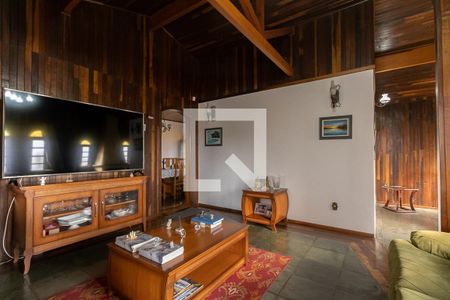 Sala Principal de casa para alugar com 5 quartos, 300m² em Interlagos, São Paulo