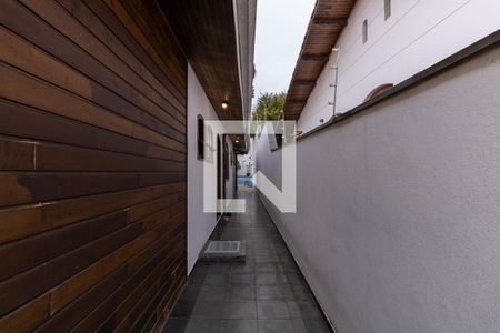 Casa à venda com 300m², 5 quartos e 3 vagasCorredor