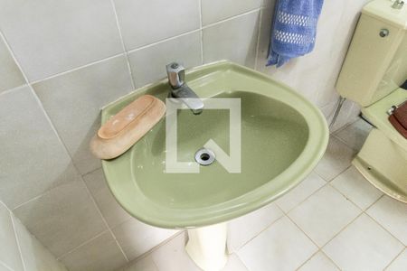 Casa à venda com 300m², 5 quartos e 3 vagasBanheiro Área de Serviço