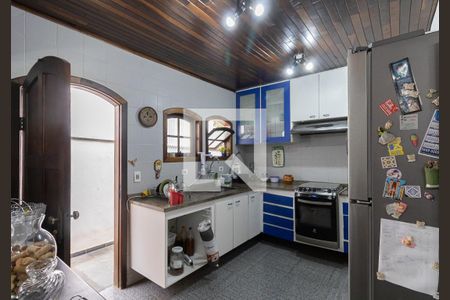 Casa à venda com 300m², 5 quartos e 3 vagasCozinha