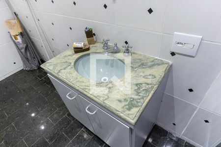 Casa à venda com 300m², 5 quartos e 3 vagasBanheiro do Quarto 4